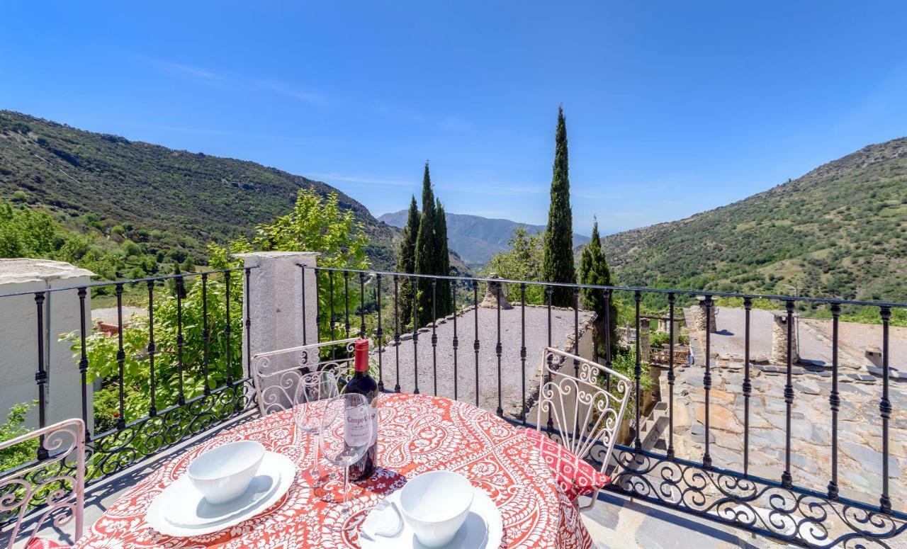 شقة Casa Cecilia Bubión المظهر الخارجي الصورة